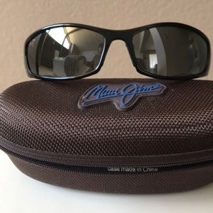 Maui Jim Hoku Sunglasses (MJ 106-02)